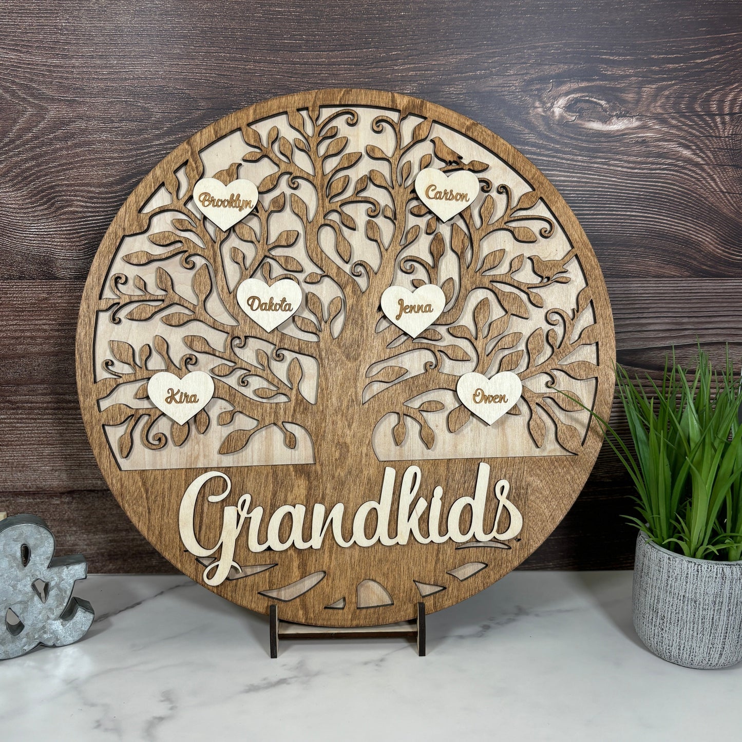 Custom Family Tree Sign – 15" or 18" Round